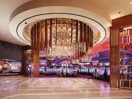 Cuplikan permainan live casino dengan dealer profesional